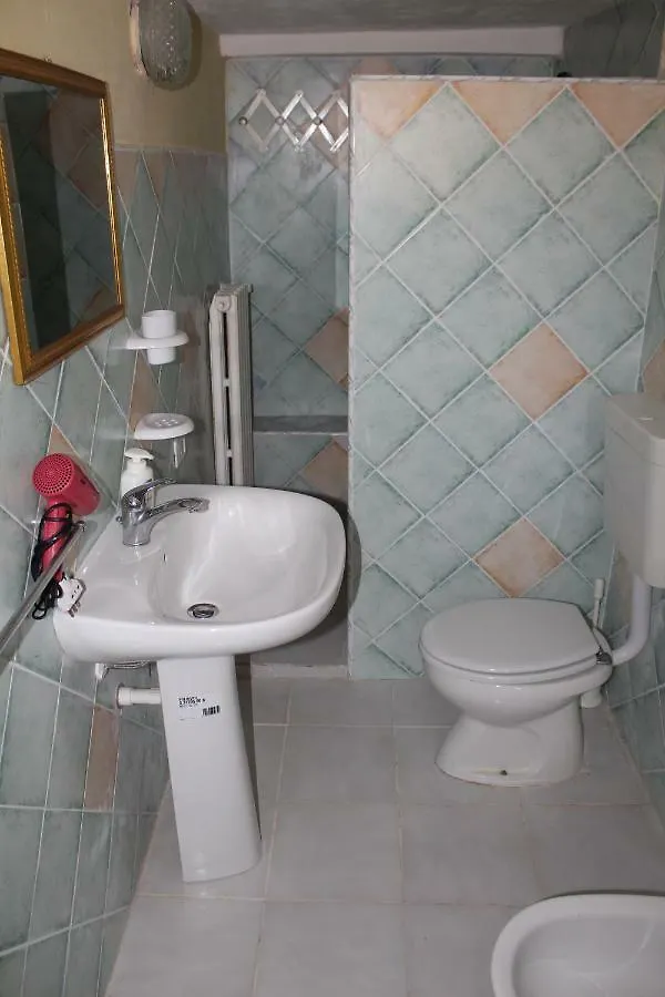 B&B Sara Ossi Bed & Breakfast