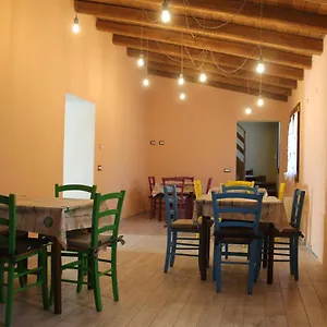  Bed and breakfast Sa Domu Beccia